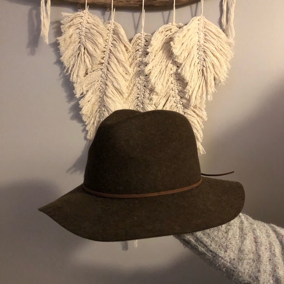 Wool Fall Hat - Picture 3 of 5